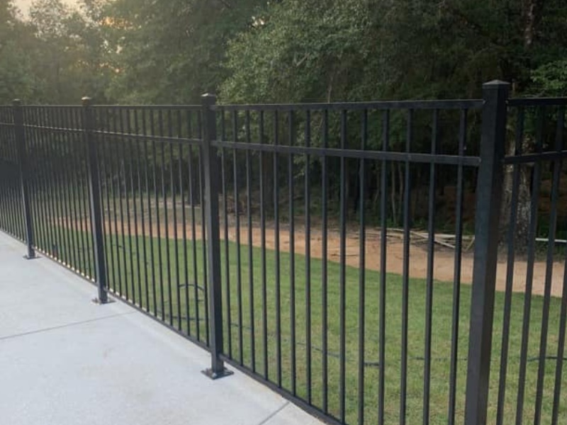 Aluminum Dog Fencing in Houma, Louisiana